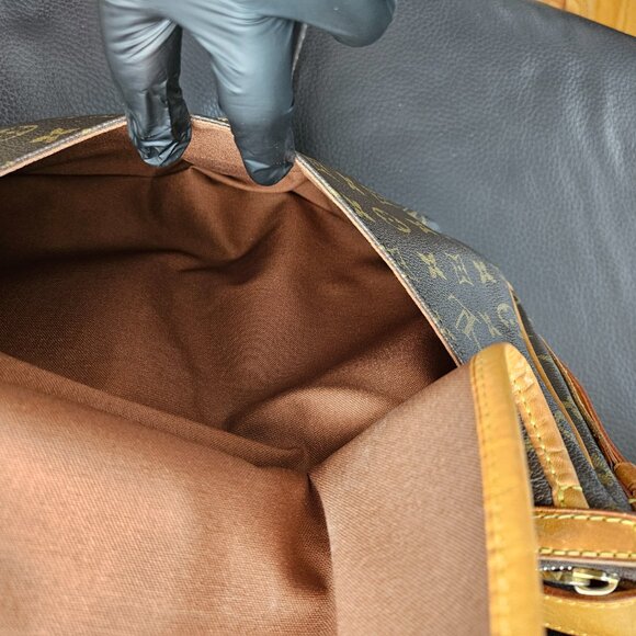 Louis Vuitton Tulum Monogram Canvas GM Pre-Owned - Picture 10 of 16